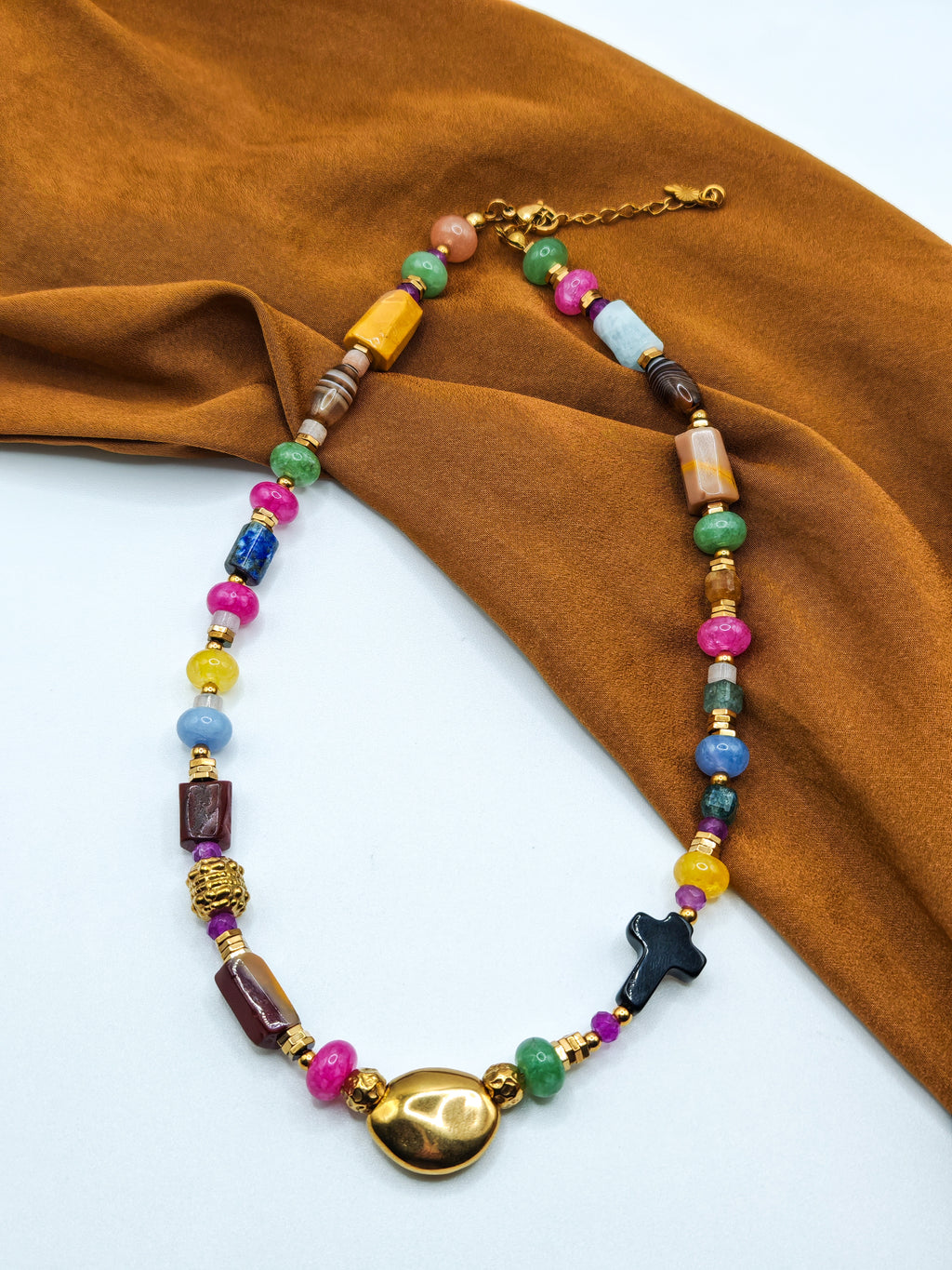 Collier création-ALMA de COLORES