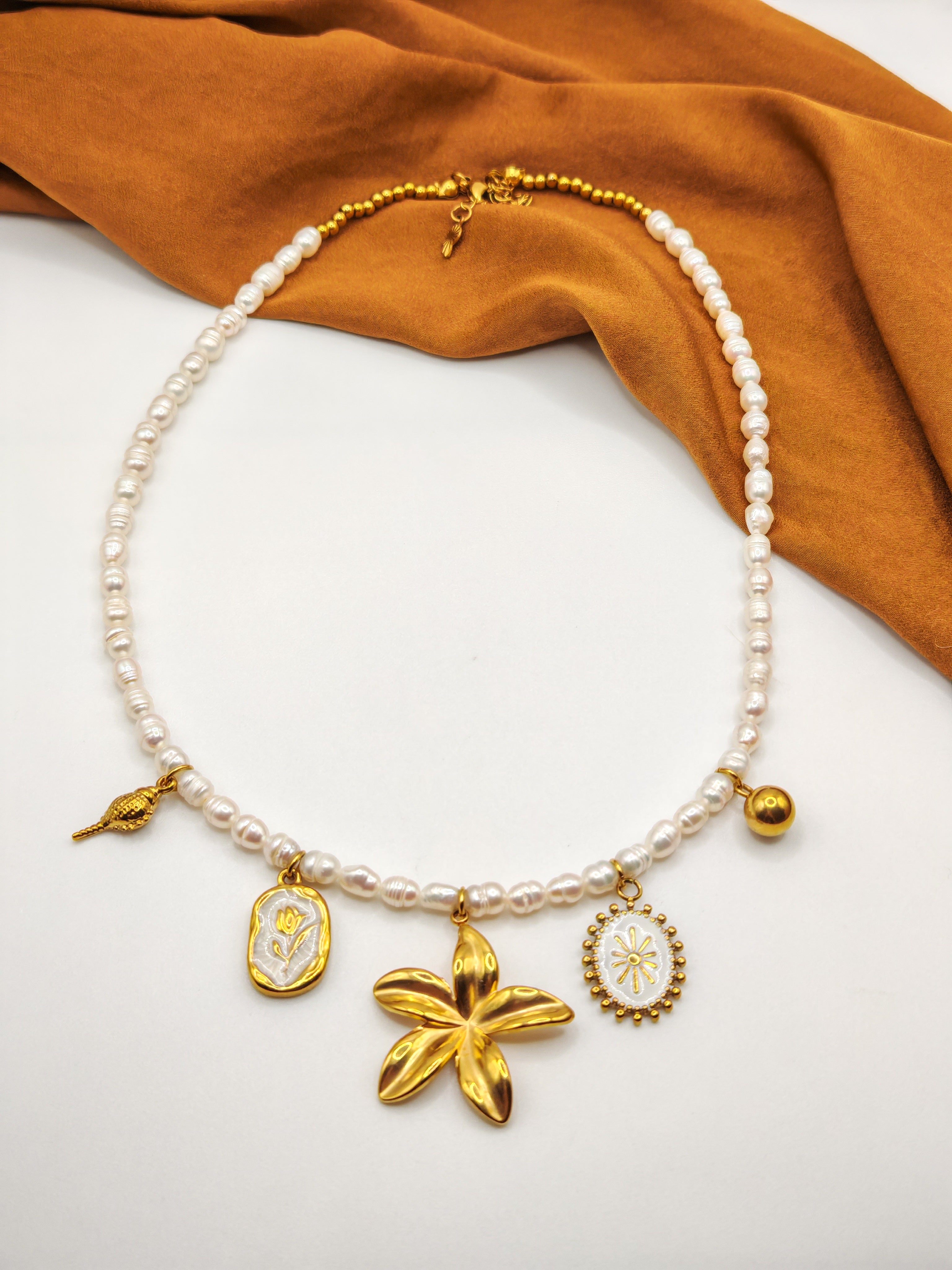 Collier Charms-BLOSSOM PEARL