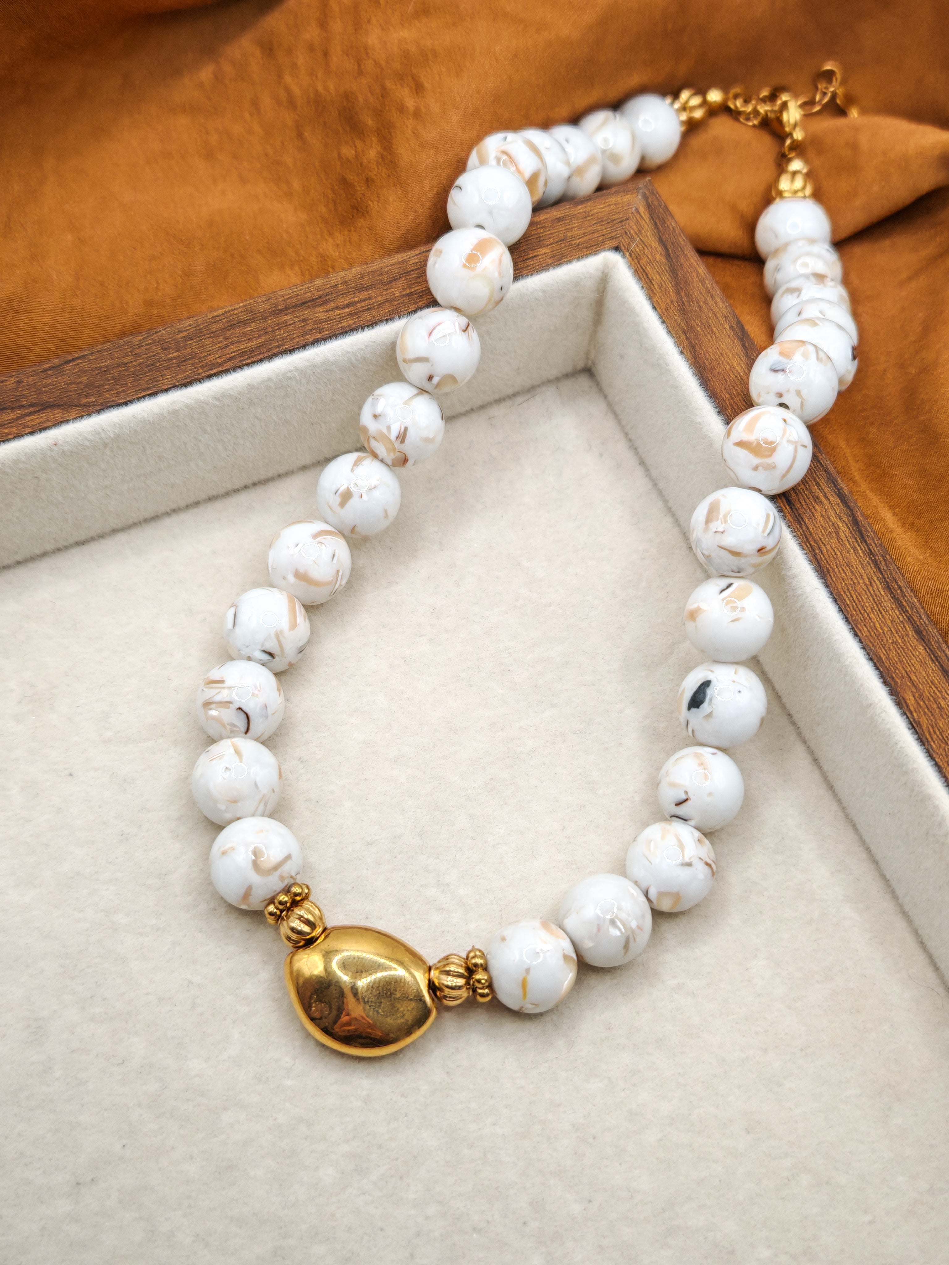 Colliers MODERN TALISMAN