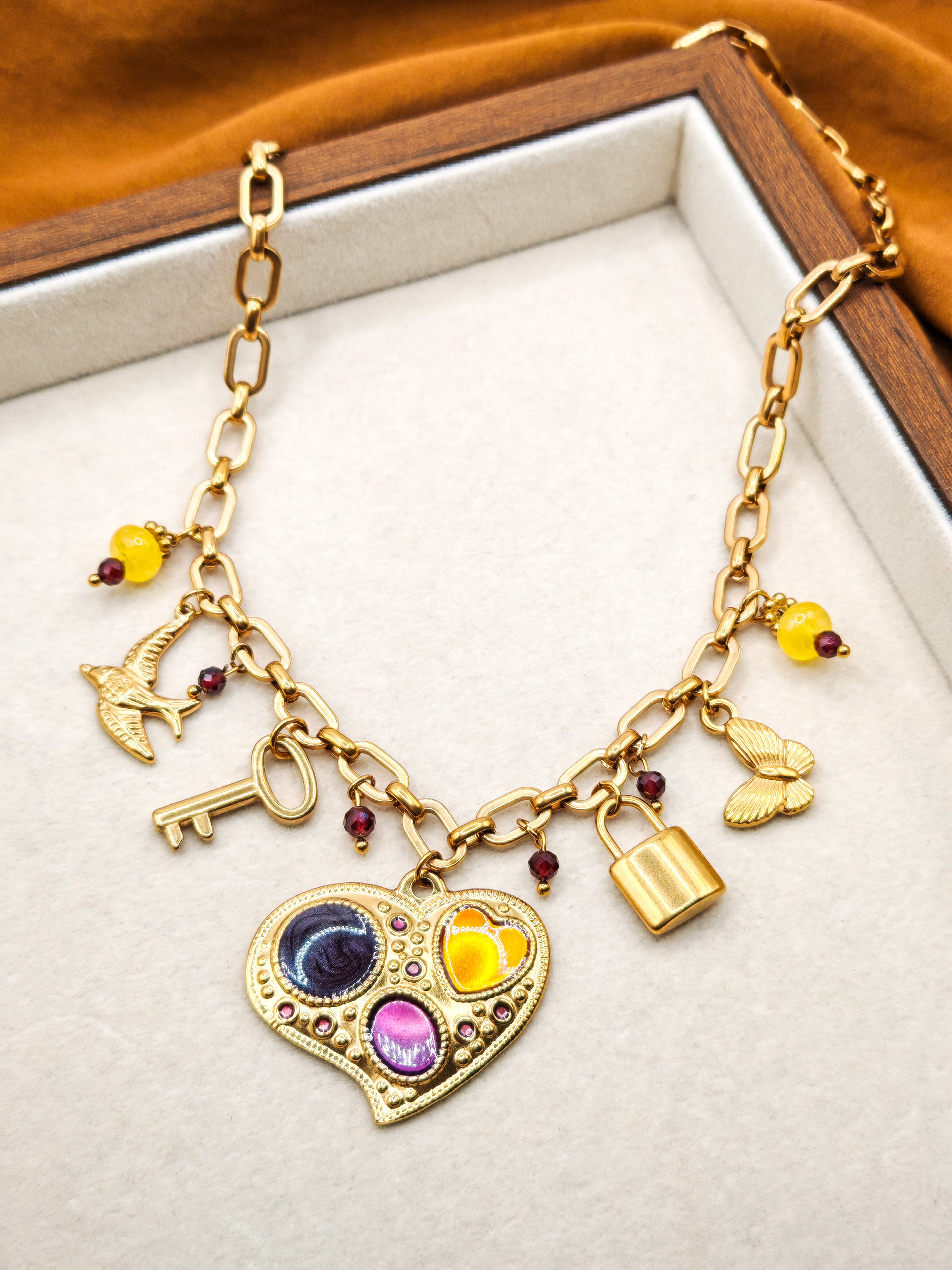 Collier SAVAGE HEART