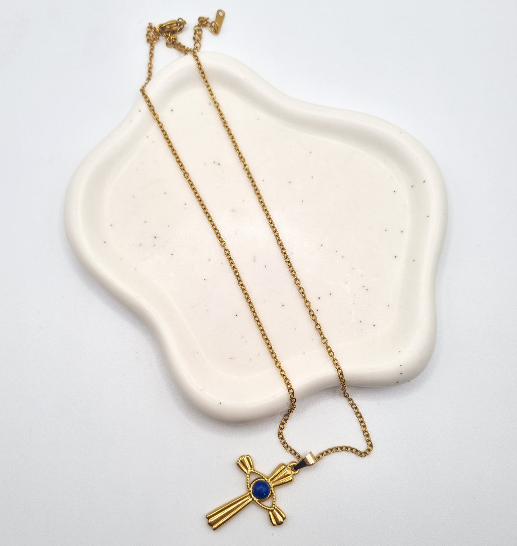 Collier protecteur croix