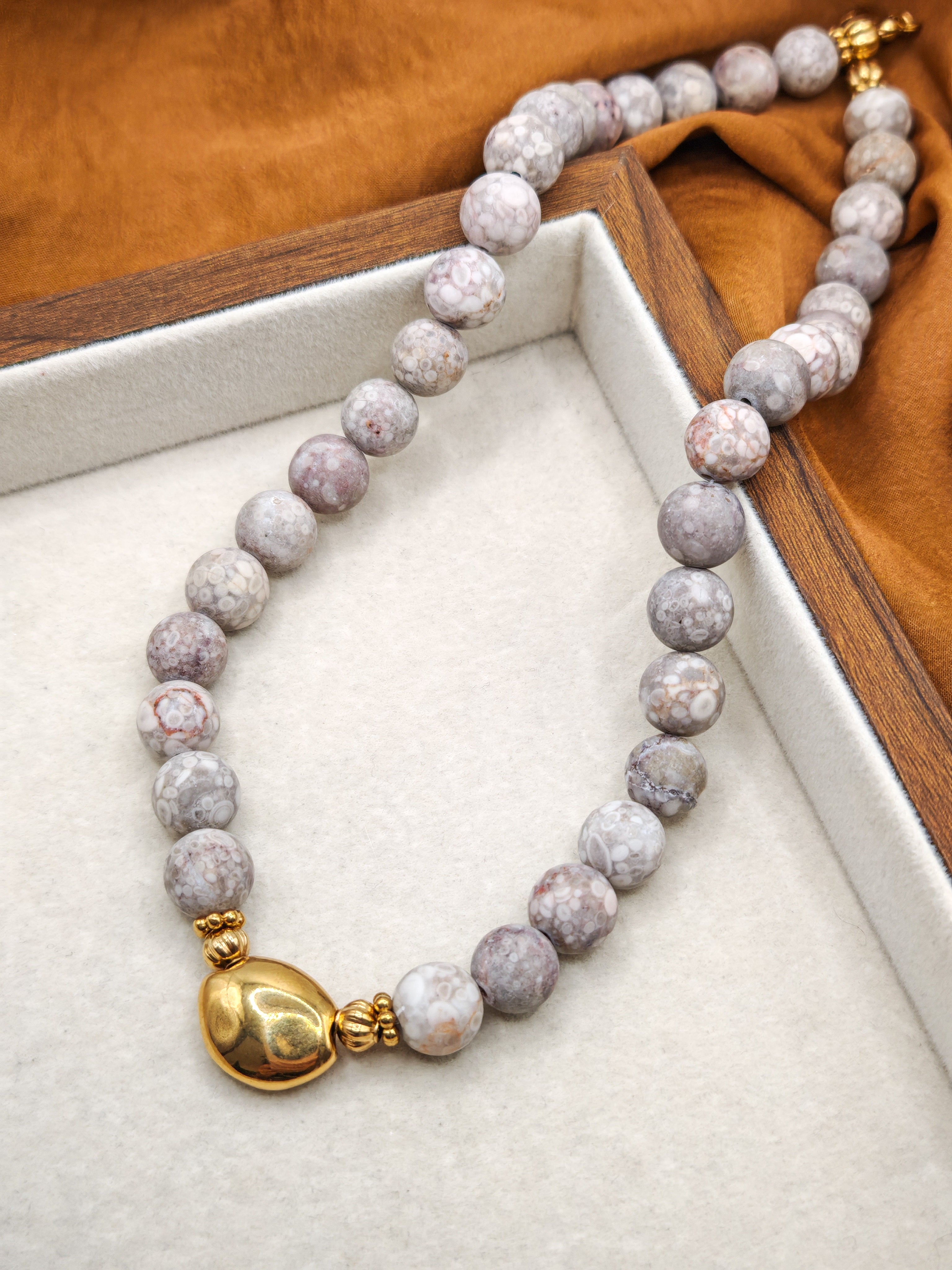 Colliers MODERN TALISMAN