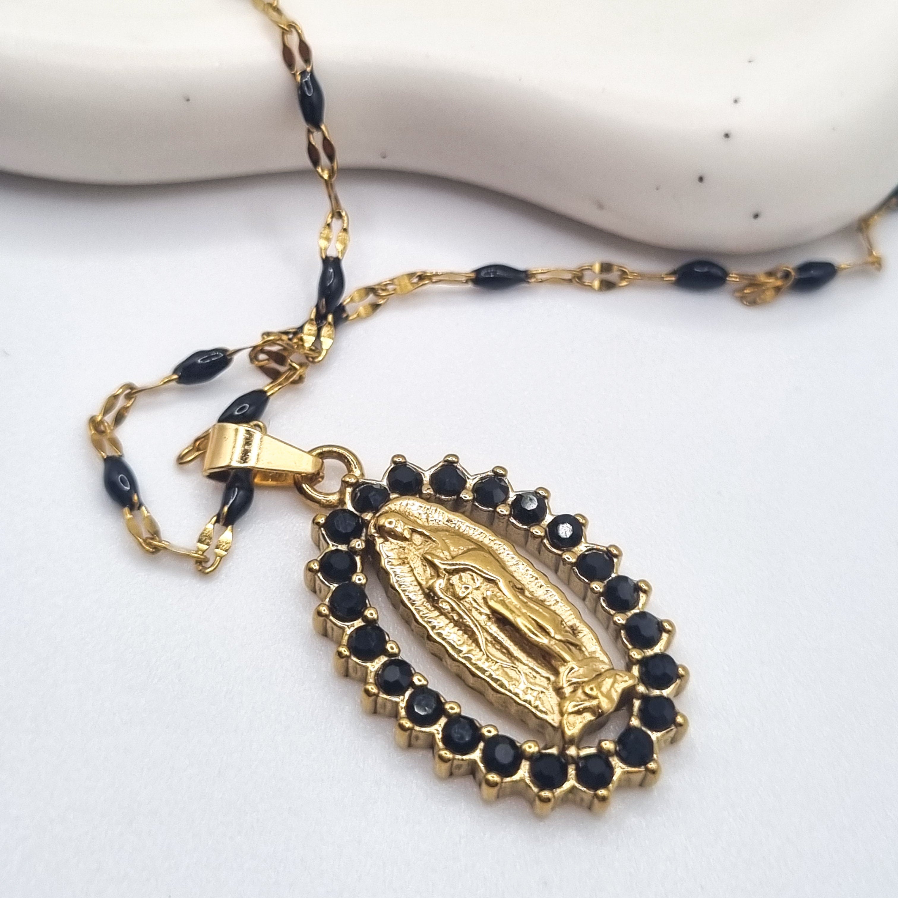 Collier protecteur Vierge